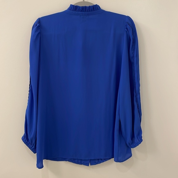 Ann Taylor blue long sleeve blouse - Picture 2 of 7